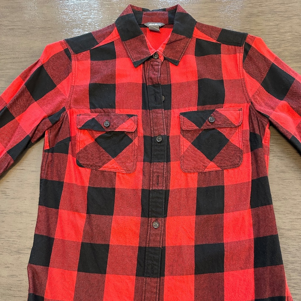 Women's red buffalo check Eddie Bauer flannel shirt